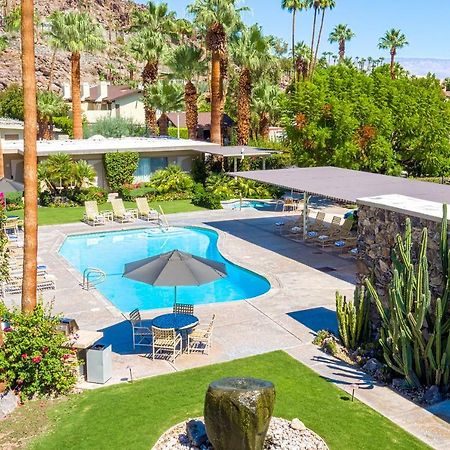 Desert Hills - 21 And Over (Adults Only) Palm Springs Bagian luar foto